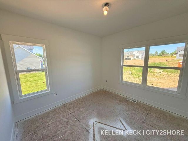 11338 Bancroft Way, Alto, MI 49302