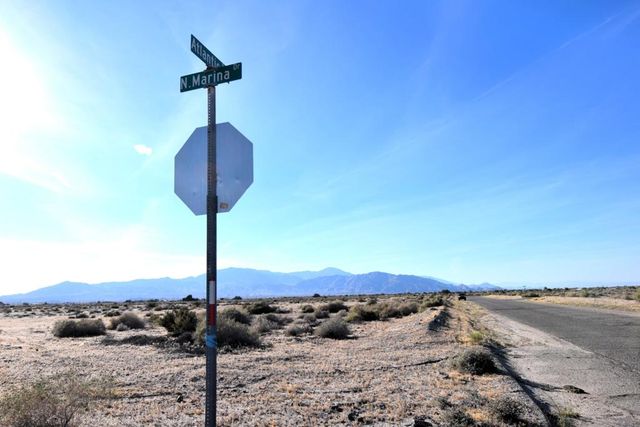 2571 Atlantic Boulevard, Thermal, CA 92274