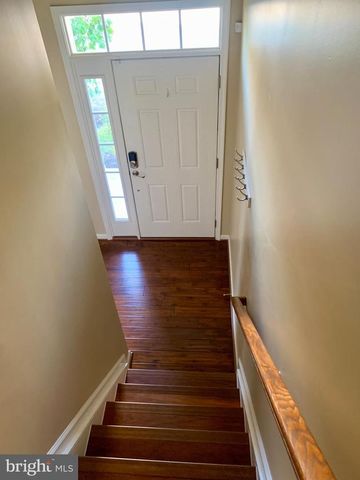 42602 HARDAGE TER, Ashburn, VA 20148