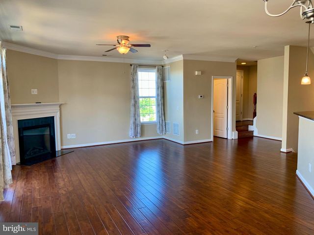 42602 HARDAGE TER, Ashburn, VA 20148