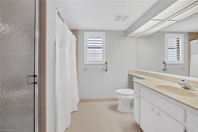 5960 Pelican Bay BLVD # 333, Naples, FL 34108