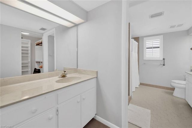 5960 Pelican Bay BLVD # 333, Naples, FL 34108