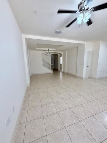 2404 BELLA VISTA DRIVE, Davenport, FL 33897