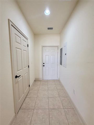 2404 BELLA VISTA DRIVE, Davenport, FL 33897