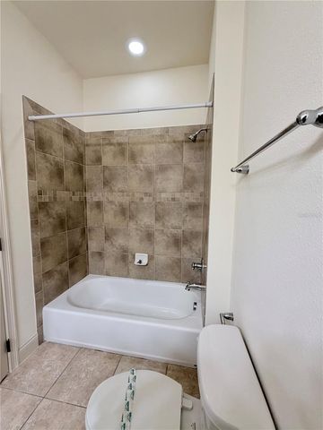 2404 BELLA VISTA DRIVE, Davenport, FL 33897