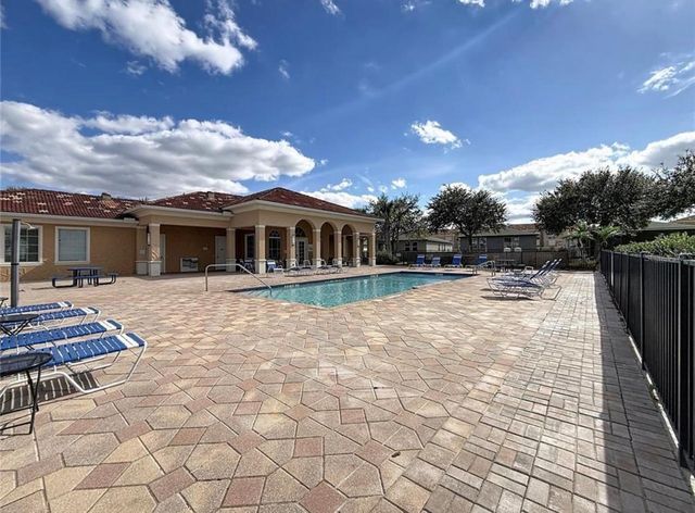 2404 BELLA VISTA DRIVE, Davenport, FL 33897