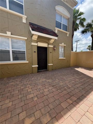 2404 BELLA VISTA DRIVE, Davenport, FL 33897