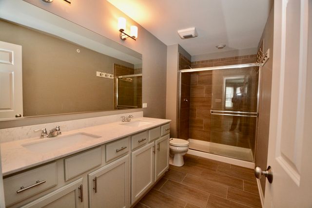 2953 Madison Drive 2953, Naperville, IL 60564
