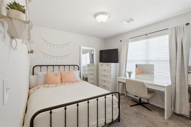 1214 S Landry Lane, Stillwater, OK 74074