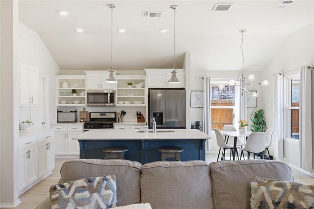 1214 S Landry Lane, Stillwater, OK 74074