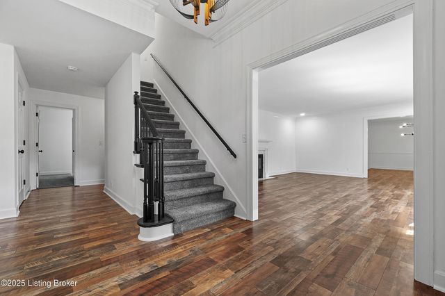 5409 Pueblo Rd, Louisville, KY 40207