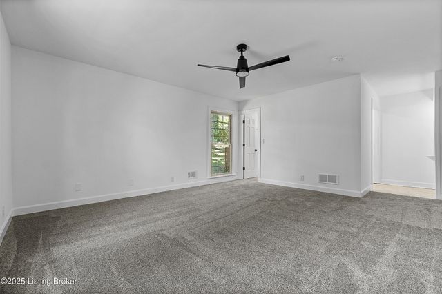 5409 Pueblo Rd, Louisville, KY 40207