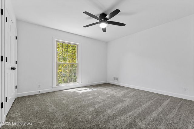 5409 Pueblo Rd, Louisville, KY 40207