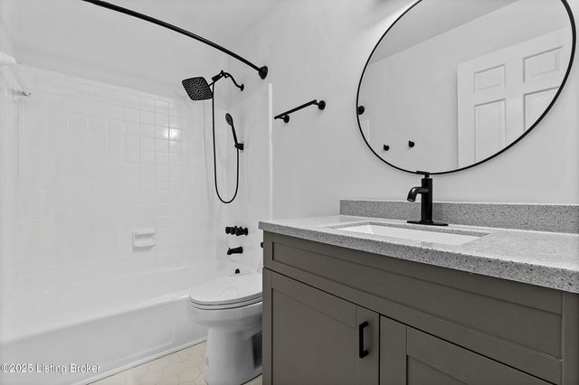 5409 Pueblo Rd, Louisville, KY 40207