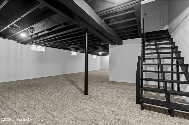 5409 Pueblo Rd, Louisville, KY 40207