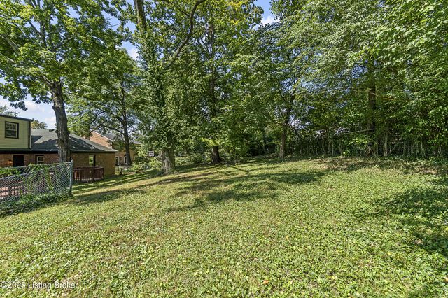 5409 Pueblo Rd, Louisville, KY 40207