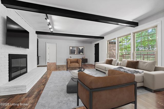 5409 Pueblo Rd, Louisville, KY 40207