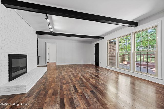 5409 Pueblo Rd, Louisville, KY 40207