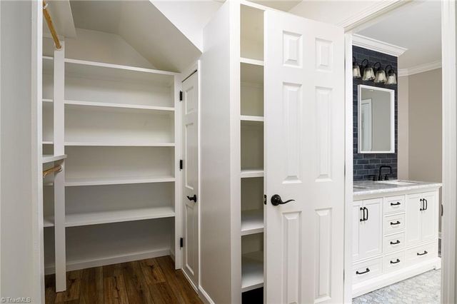 4520 Pickney Court, Kernersville, NC 27284