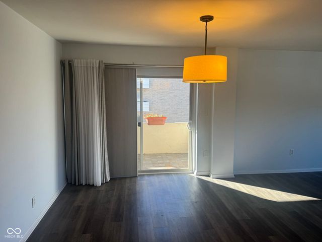 25 E 40th Street 5J, Indianapolis, IN 46205