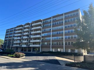 25 E 40th Street 5J, Indianapolis, IN 46205