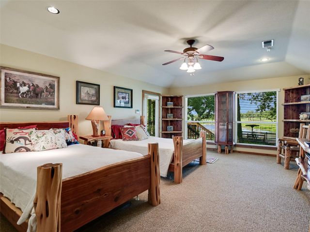 762 Karisch RD, Giddings, TX 78942