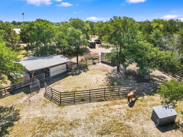 762 Karisch RD, Giddings, TX 78942