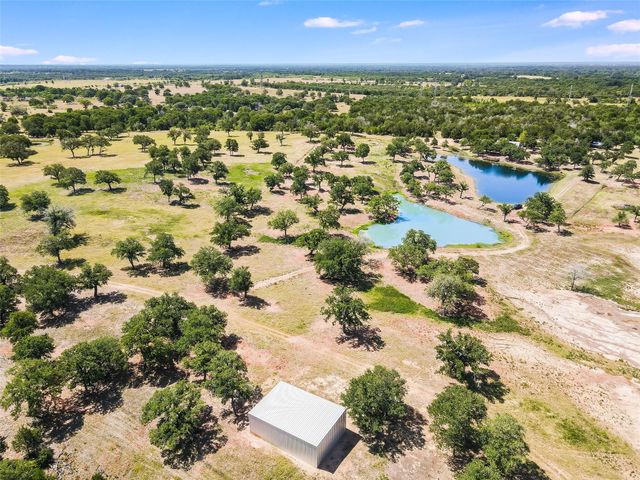 762 Karisch RD, Giddings, TX 78942