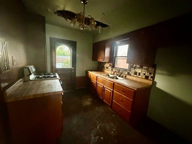 805 18th St, Ambridge, PA 15003