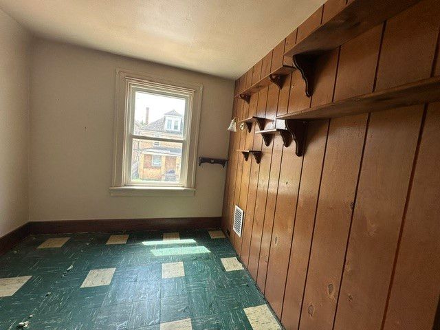 805 18th St, Ambridge, PA 15003