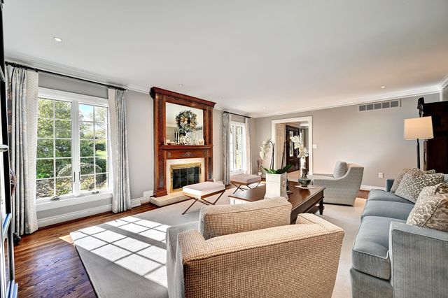 12 Linden Hill Drive, Villa Hills, KY 41017