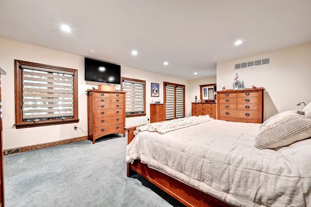 12 Linden Hill Drive, Villa Hills, KY 41017