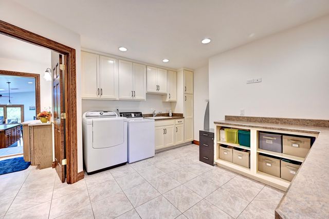 12 Linden Hill Drive, Villa Hills, KY 41017