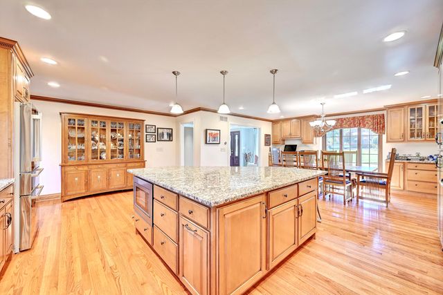 12 Linden Hill Drive, Villa Hills, KY 41017