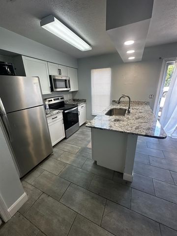 4151 SE 21 STREET, Ocala, FL 34480