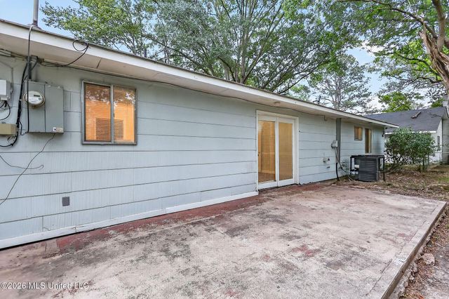 335 Allstate Drive, Jackson, MS 39211
