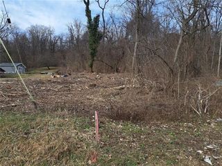 01 Price Road, Collier Twp, PA 15142