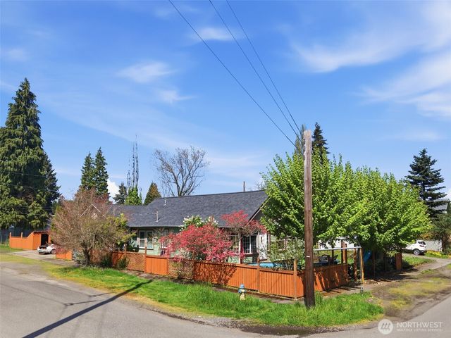 1301 Oxford Avenue, Centralia, WA 98531
