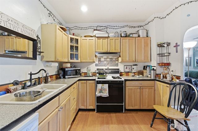 1301 Oxford Avenue, Centralia, WA 98531