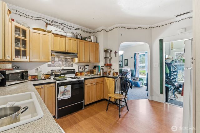 1301 Oxford Avenue, Centralia, WA 98531