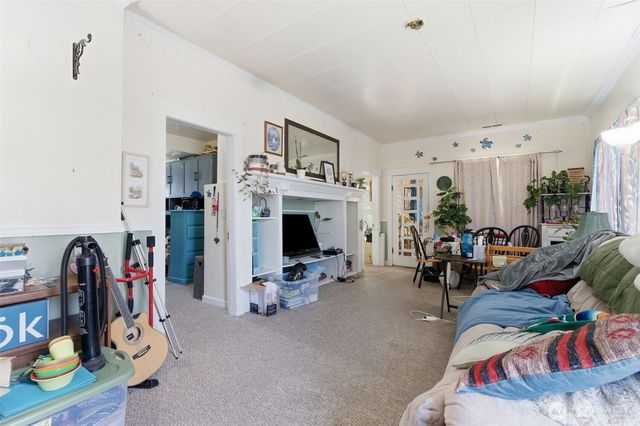 1301 Oxford Avenue, Centralia, WA 98531