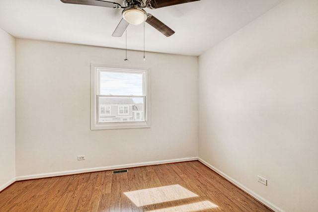 4441 HARBOR Circle, Hoffman Estates, IL 60192