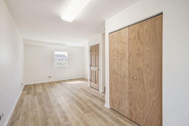 4441 HARBOR Circle, Hoffman Estates, IL 60192