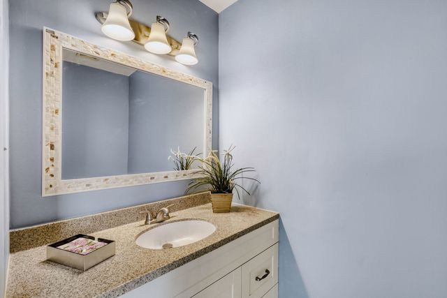 4441 HARBOR Circle, Hoffman Estates, IL 60192