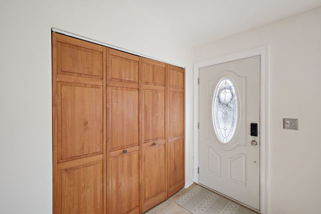 4441 HARBOR Circle, Hoffman Estates, IL 60192