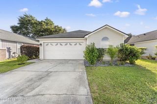 305 CARRIANN COVE Trail W, Jacksonville, FL 32225