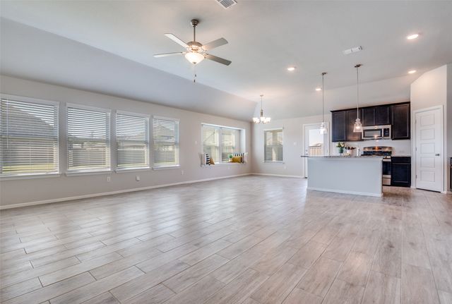 7133 Prairieside Trail, Venus, TX 76084