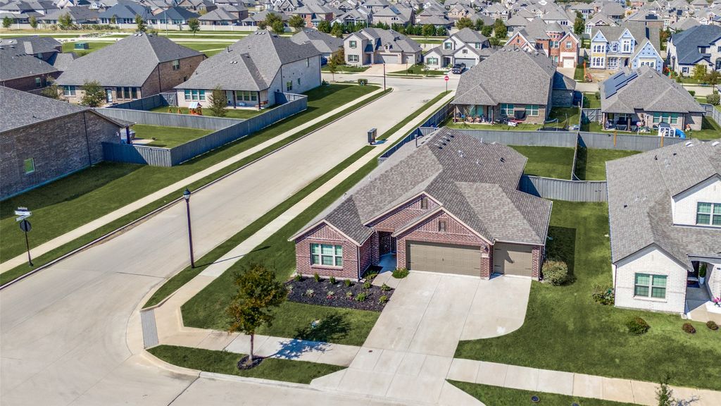 7133 Prairieside Trail, Venus, TX 76084