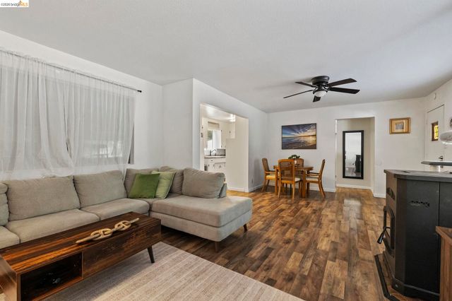 15518 Jenness Rd, Sonora, CA 95370