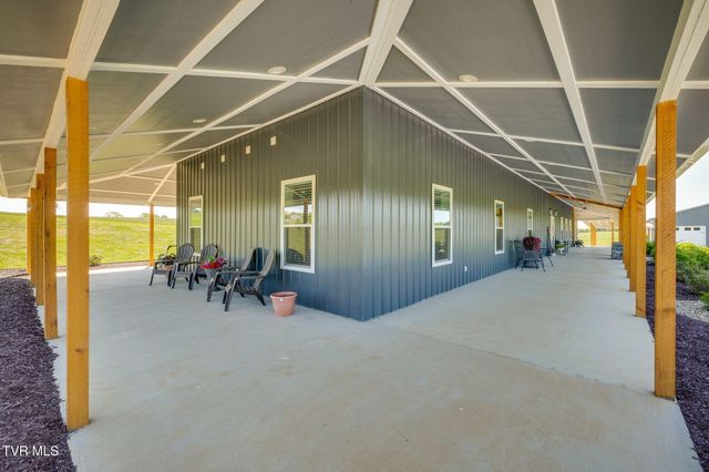 1600 Mary Lamons Road, Afton, TN 37616